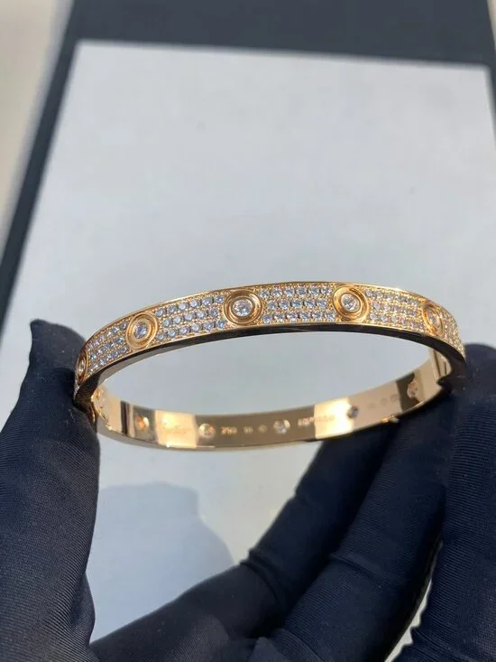 Cartier's Pave Love Bracelet Size 18 - Picture 2 of 9